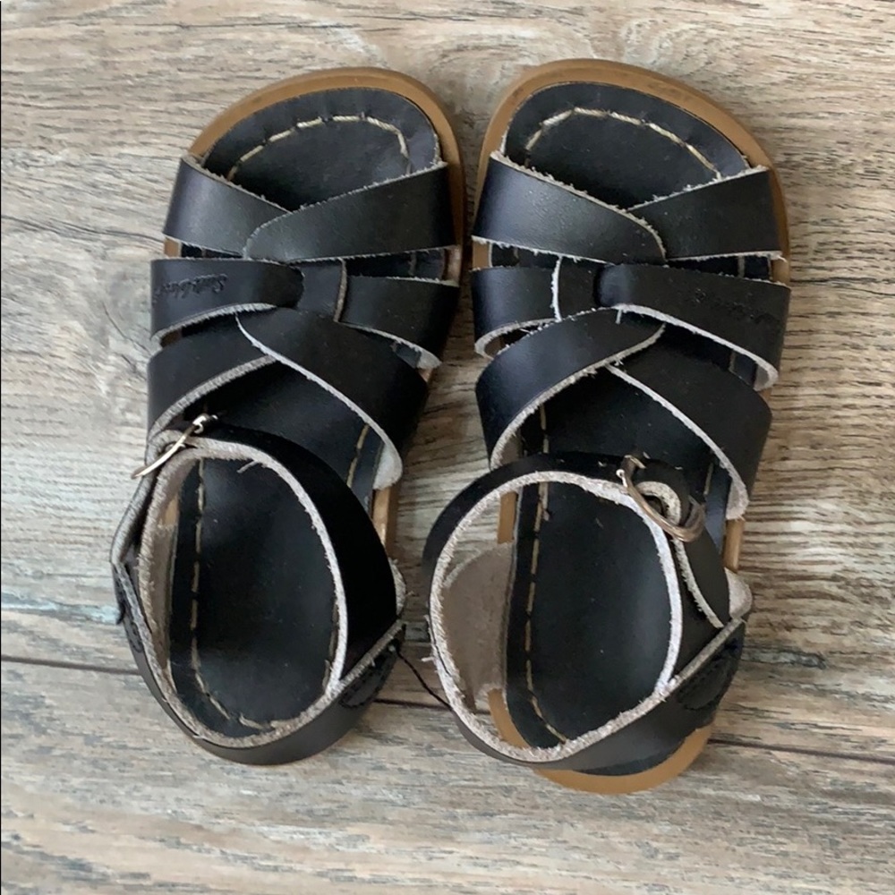 Saltwater sandals